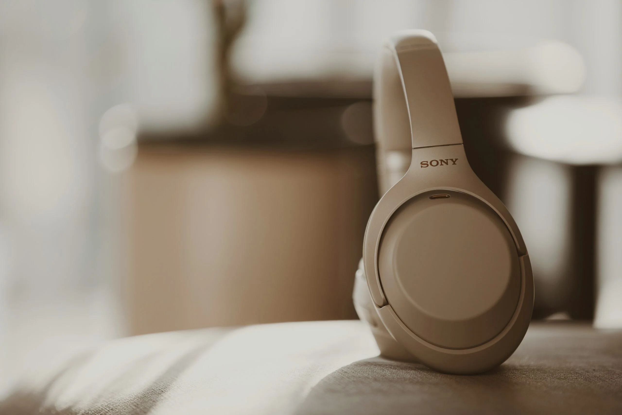 The Ultimate Guide to Buying Noise-Cancelling Headphones