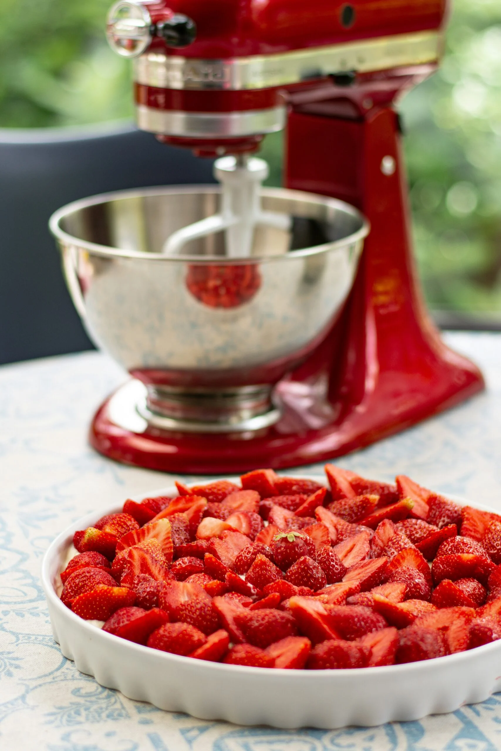 The Ultimate Stand Mixer Buyer’s Guide: Your Path to Baking Bliss